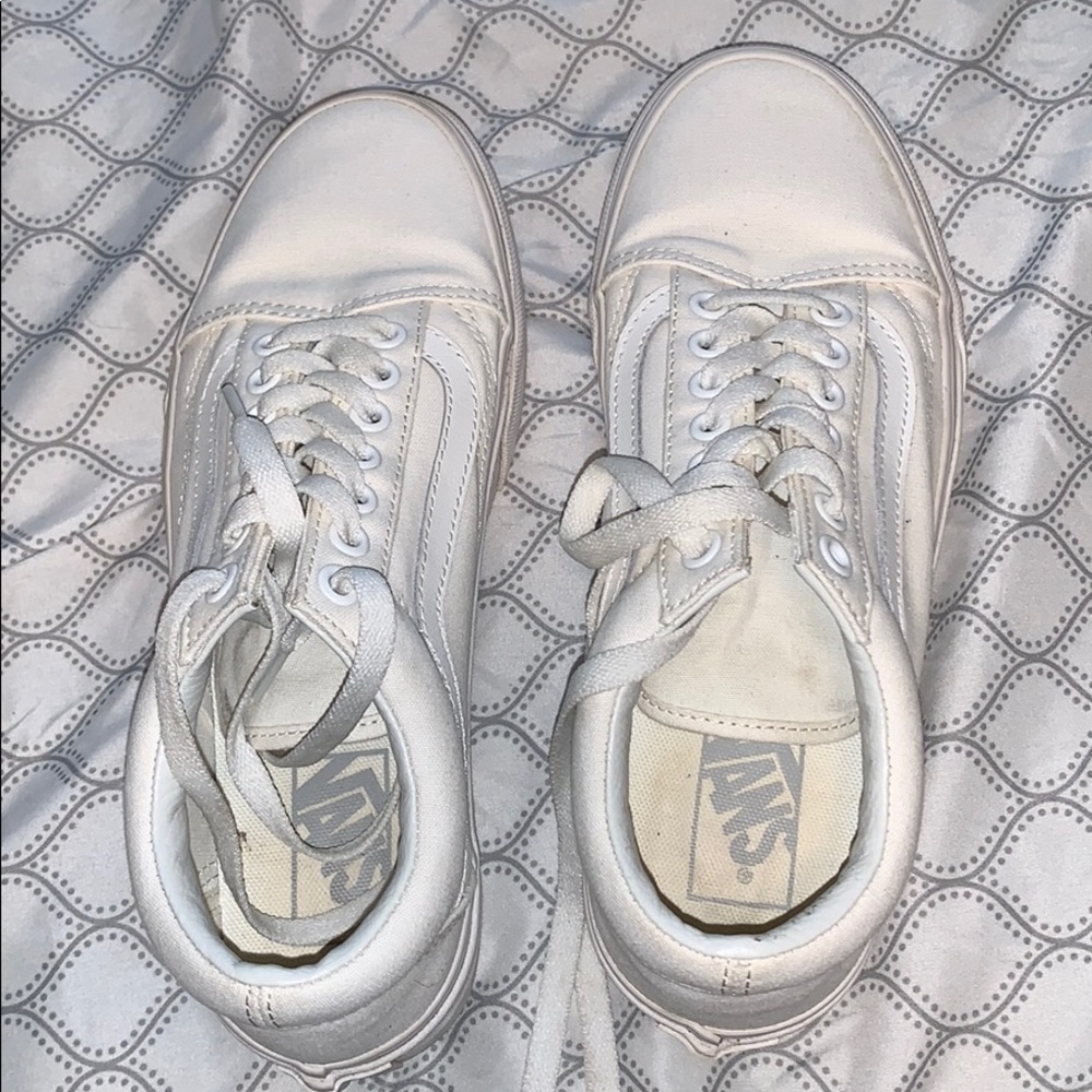 creamish white old skool vans